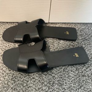 NWOT Slide Sandals